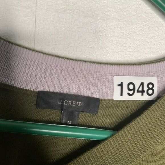 J. Crew 100% Merino Wool CrewNeck Sweater Women Size Medium Olive Green Oversize - Picture 2 of 10